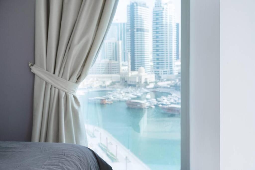 Wsuites - Big Terrace With Beautiful Marina View Dubaj Zewnętrze zdjęcie