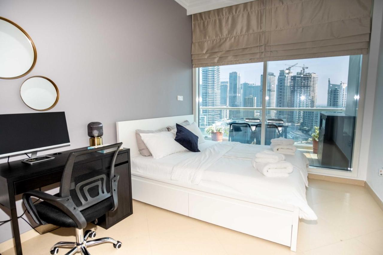 Wsuites - Big Terrace With Beautiful Marina View Dubaj Zewnętrze zdjęcie