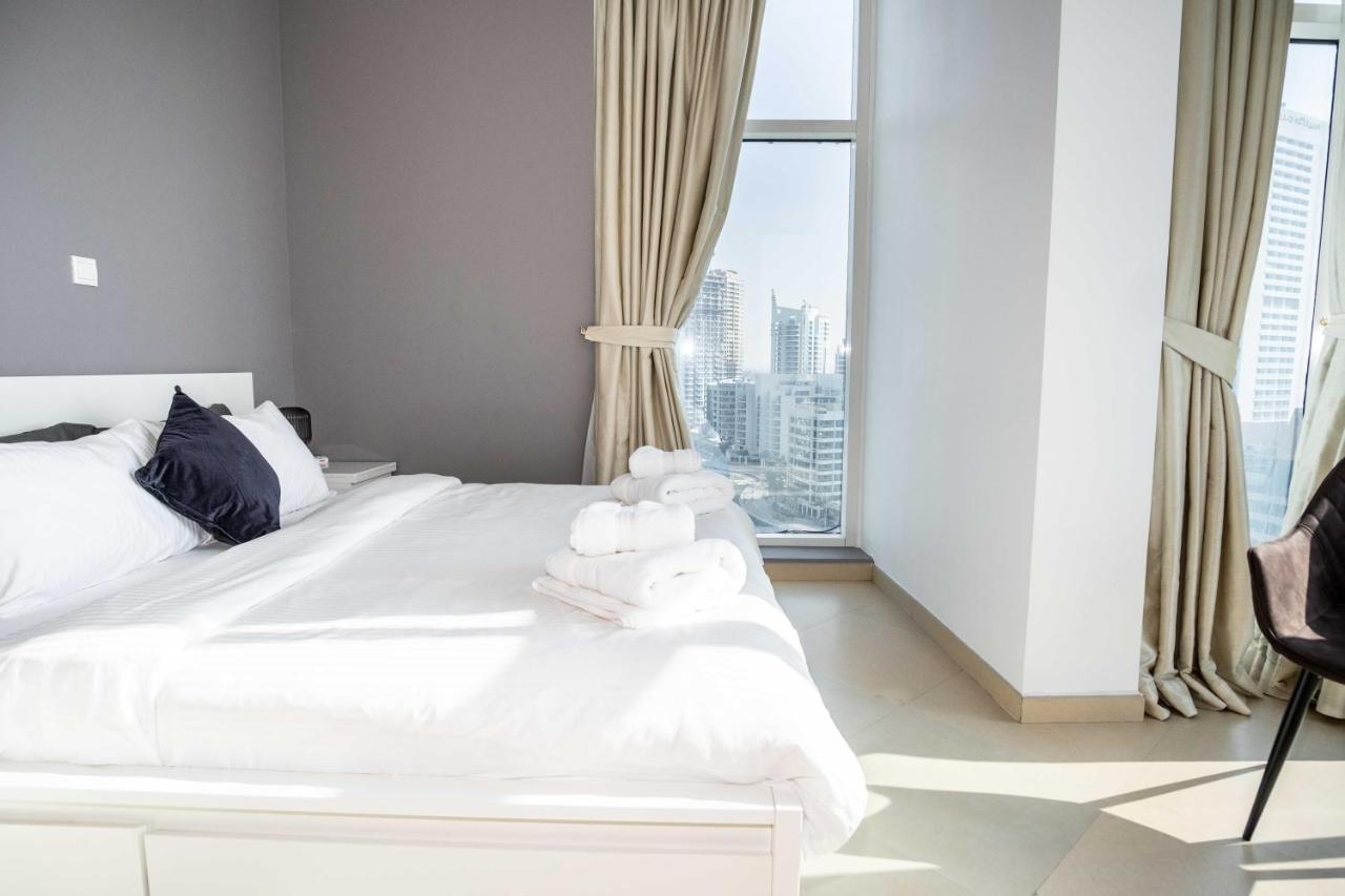 Wsuites - Big Terrace With Beautiful Marina View Dubaj Zewnętrze zdjęcie